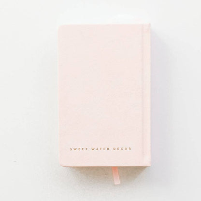 *NEW* Mom's One Line A Day Leather Journal - Home Decor